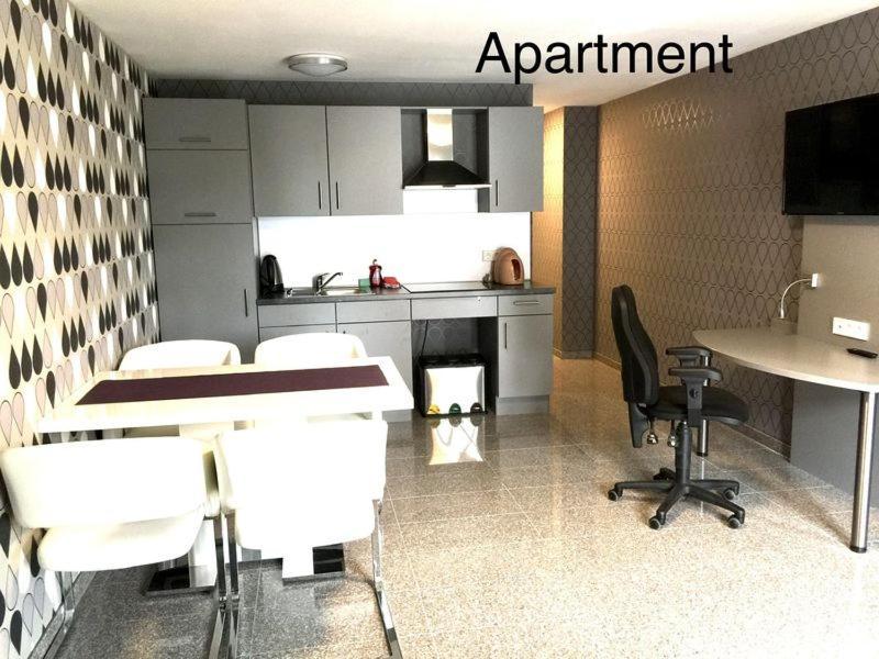 Markgröningen Hotel Mythos "Apartments" מראה חיצוני תמונה