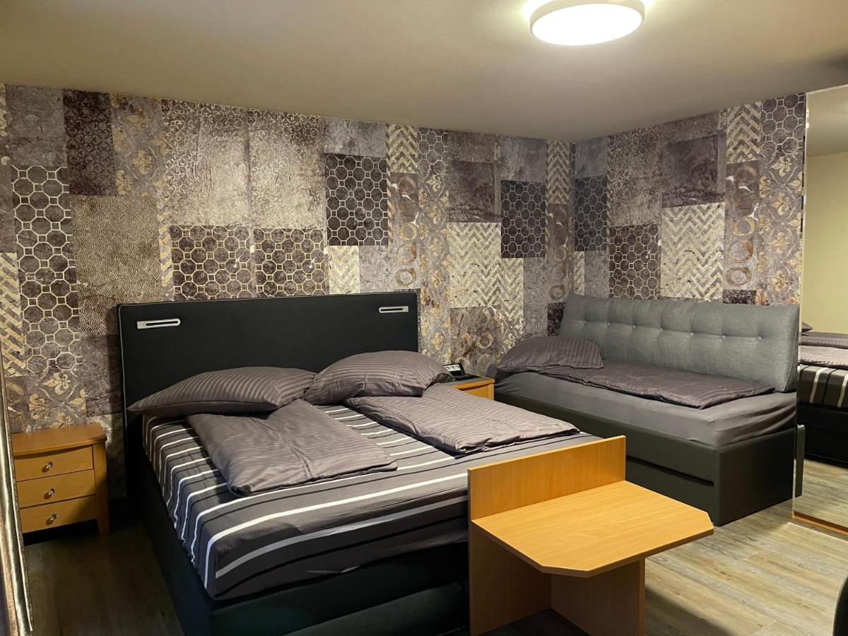 Markgröningen Hotel Mythos "Apartments" מראה חיצוני תמונה