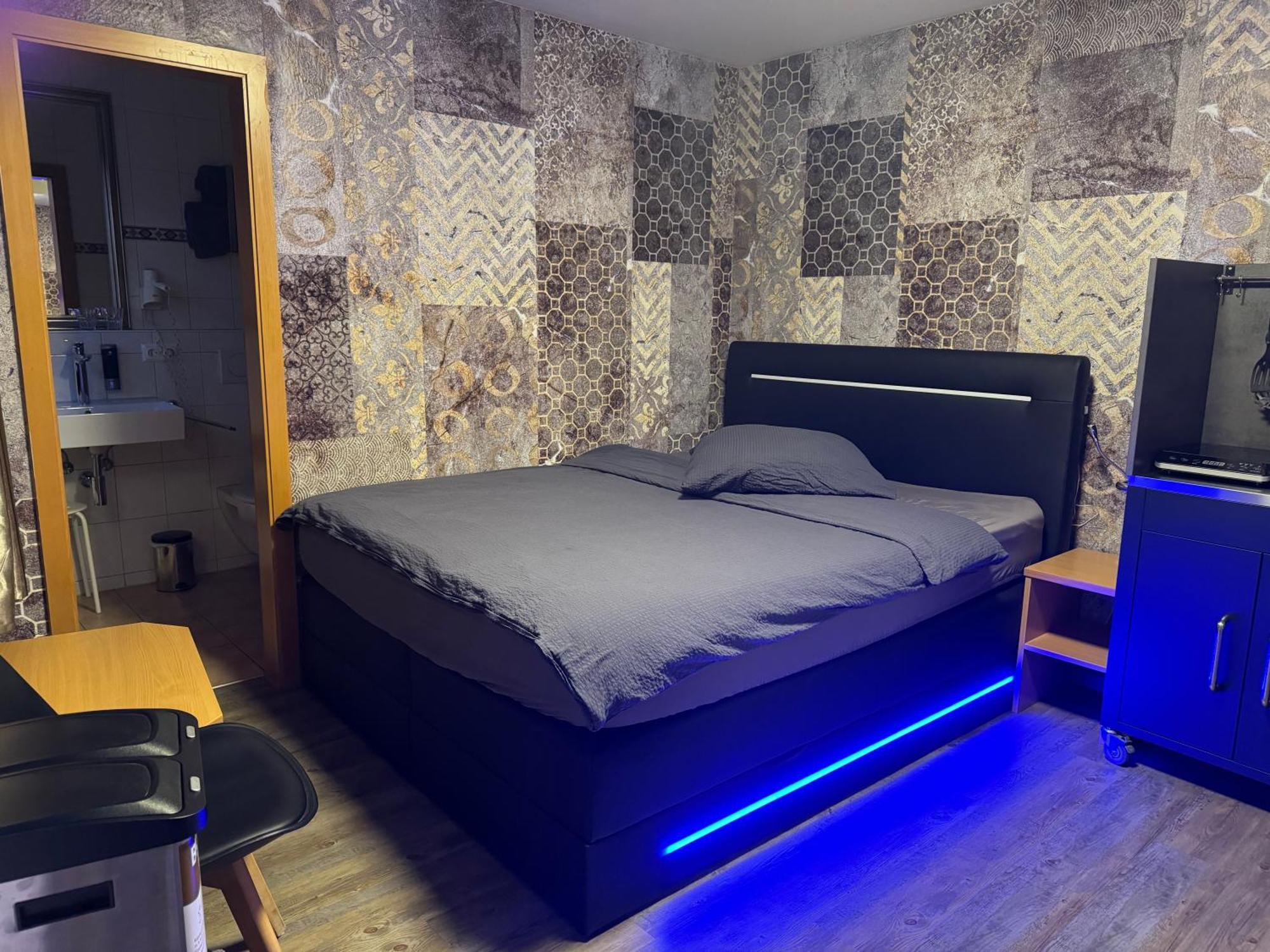 Markgröningen Hotel Mythos "Apartments" מראה חיצוני תמונה