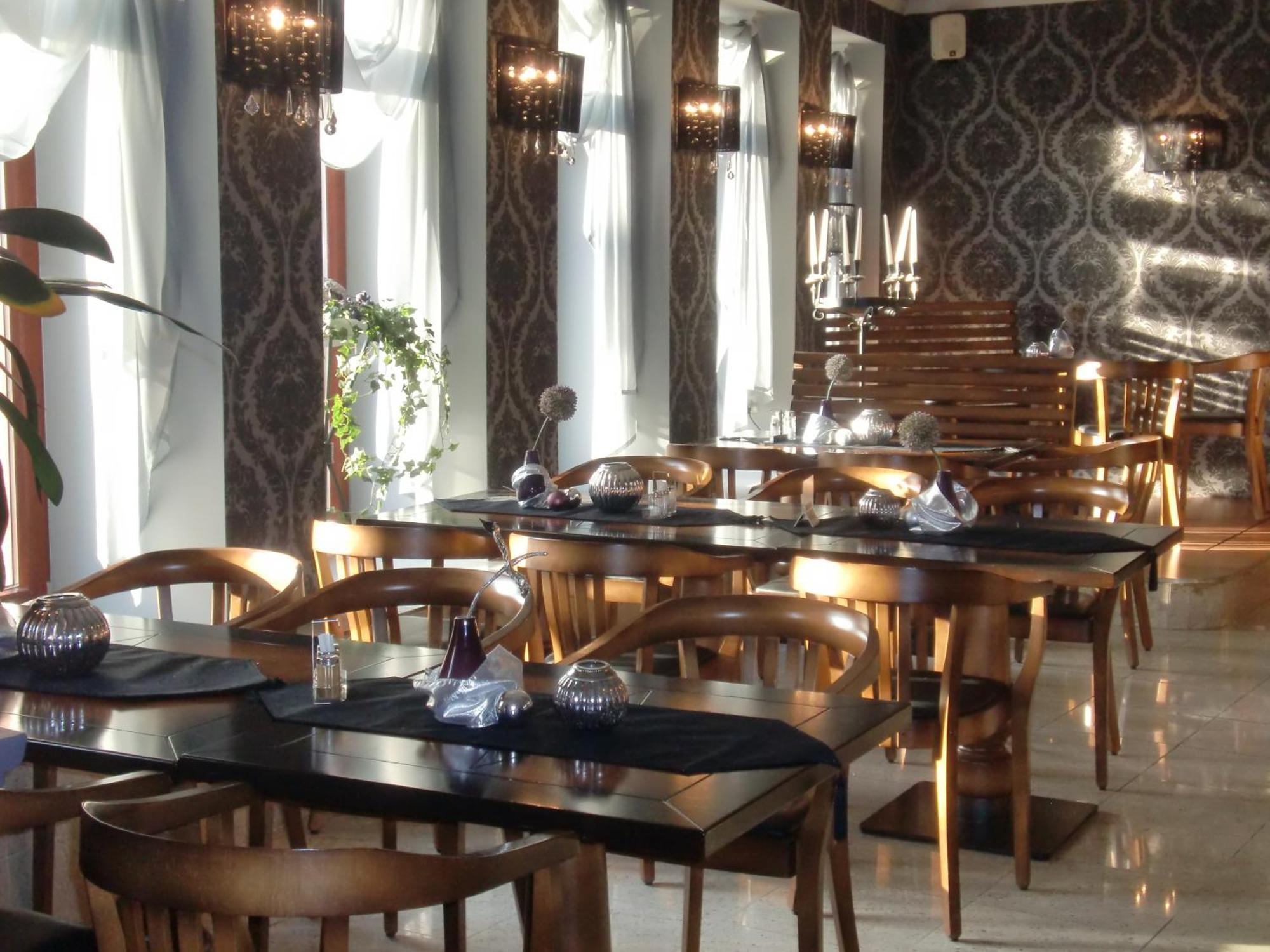 Markgröningen Hotel Mythos "Apartments" מראה חיצוני תמונה